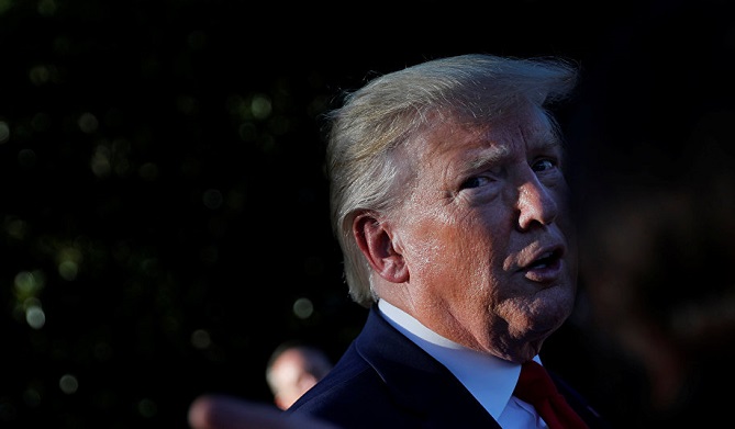 دونالد ترامب يُحذر إيران من لعبة التهديدات