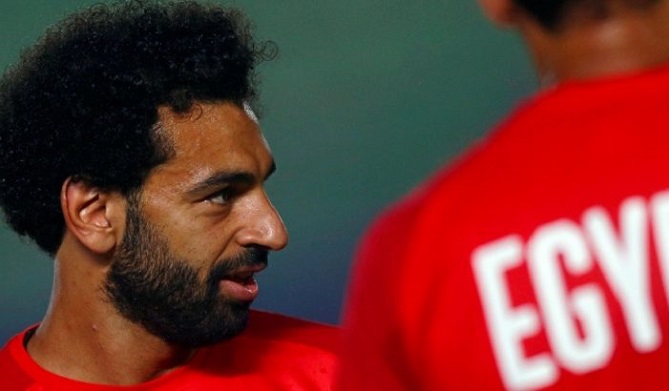 "من فخر العرب إلى فخر القطط".. غضب عربي ضد محمد صلاح بسبب تجاهله التضامن مع الفلسطينيين