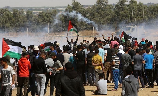  إصابة 40 متظاهرا فلسطينيا شرقي غزة 