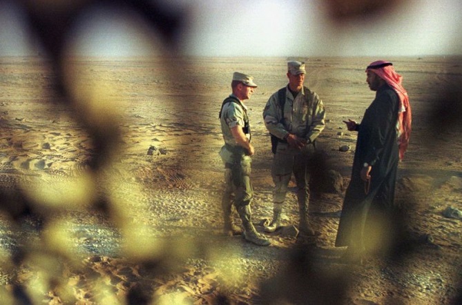 "تحركات غامضة" داخل قاعدة عسكرية سعودية