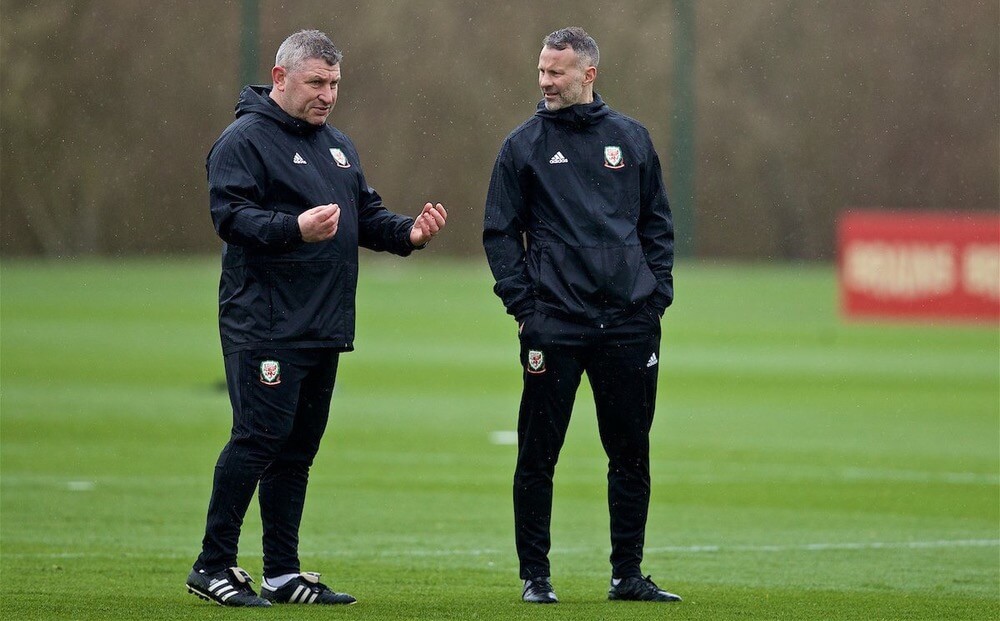  ريان غيغز يُنوه بإمكانيات "أوشن" ويتمنى له الأفضل مع الكرة المغربية 