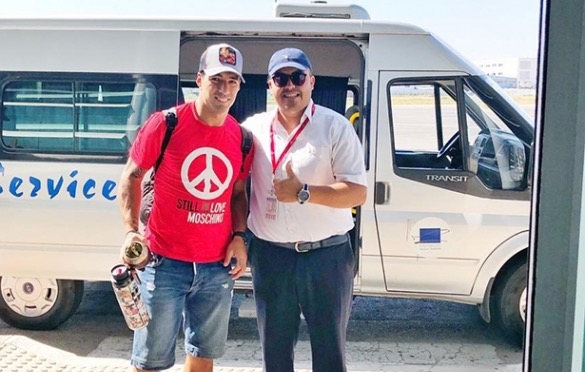  سواريز يَحل بطنجة.. عطلة نجوم كرة القدم، دعاية مجانية للسياحة المغربية 