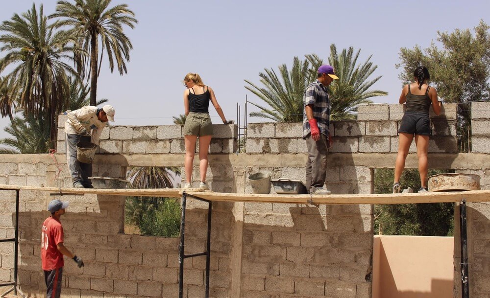  المنظمة البلجيكية "Bouworde" تُقرر تعليق أنشطتها التطوعية في المغرب 