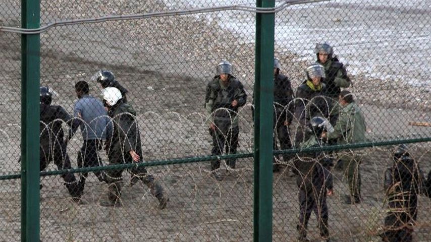 السلطات المغربية تحول سياجي سبتة ومليلية إلى "كابوس" للمهاجرين