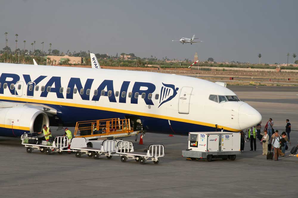  بريطانيا تسجن شخصا حوّل رحلة لـRyanair قادمة من أكادير إلى "فيلم رعب" 