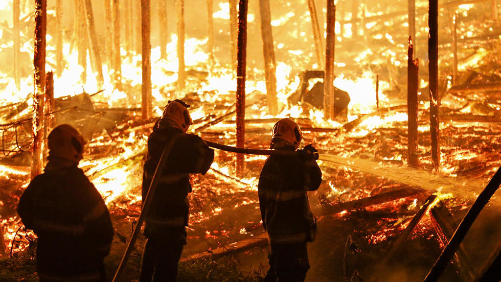  غابة الأمازون: مئات الحرائق الجديدة تهز مشاعر العالم 