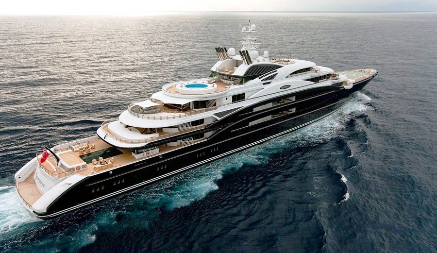  رغم فقر شعوبهم.. زعماء وأغنياء العرب يمتلكون أغلى اليخوت في العالم 