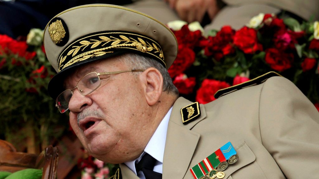  حزب جزائري يدعو القايد صالح لاستلهام تجربة السودان في انتقال السلطة 