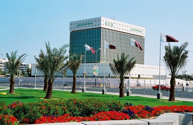  قطر تعاقب بنكا إماراتيا بسبب "تلاعب في السوق" 