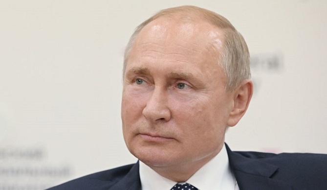 الرئيس الروسي يهنئ المسلمين بعيد الأضحى