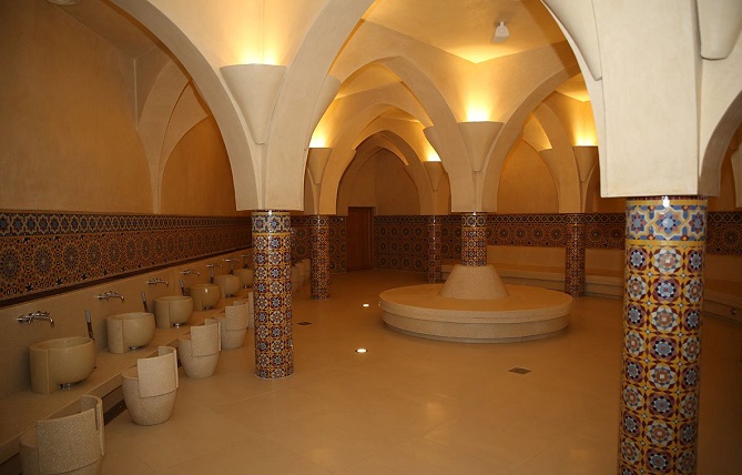 الحمامات الصحية لمسجد الحسن الثاني تفتح أبوابها