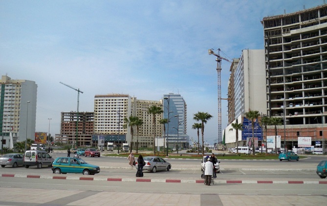 طنجة تحتضن الدورة الأولى لـ"الأسواق المتنقلة"