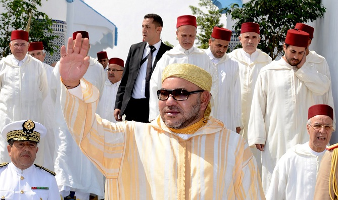 الملك يؤدي صلاة عيد الأضحى بمدينة تطوان