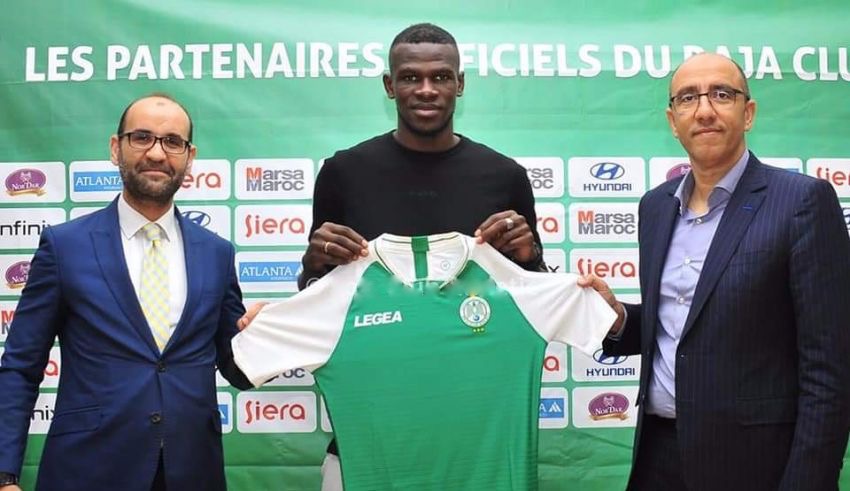  أنصار الرجاء يَدفعون كوليبالي للمغادرة.. والزيات يجدد البحث عن بديل 