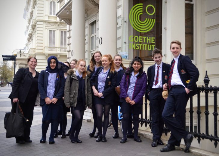  يرفضون العودة للمغرب.. معهد ألماني يوقف تقديم المنح للطلبة المغاربة 