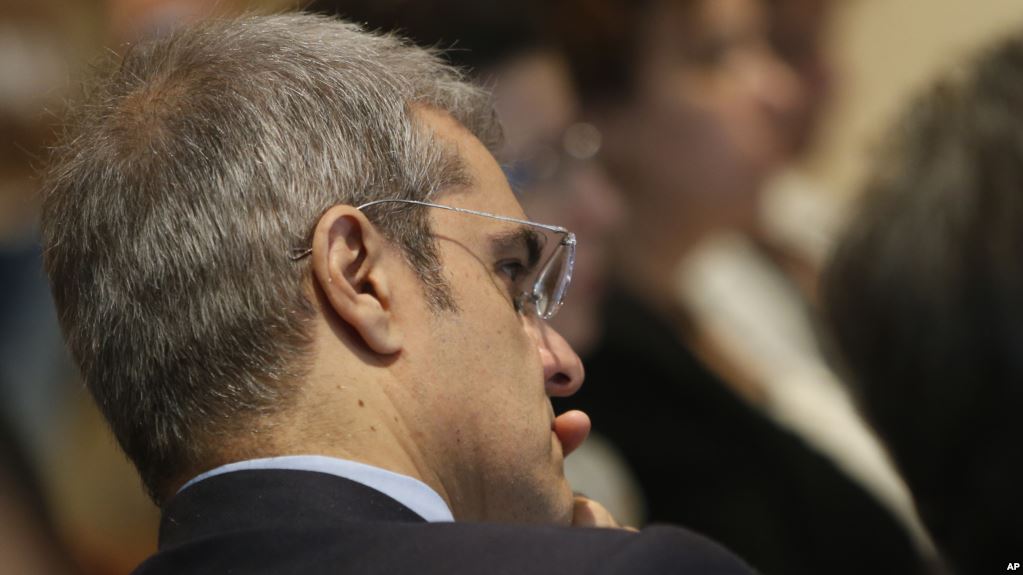  الأمير هشام بعد اعتقال هاجر الريسوني: المقاولة الأمنية تعبث بأمن واستقرار البلاد 