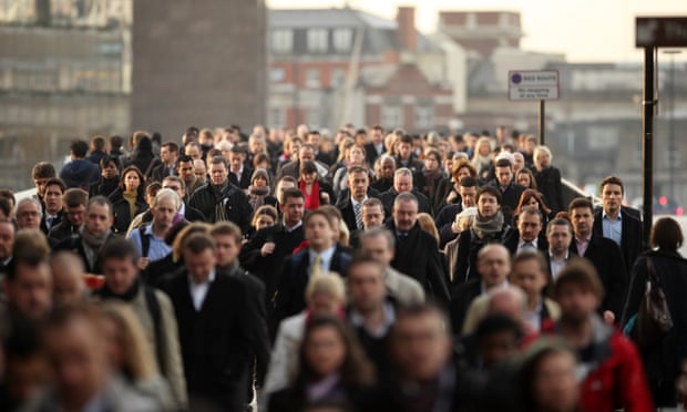  روسيا تخطط لتقصير أسبوع العمل إلى أربعة أيام خلال 40 سنة القادمة 