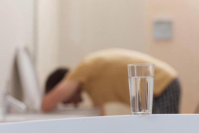 تسجيل مئات من حالات التسمم الغذائي بوهران