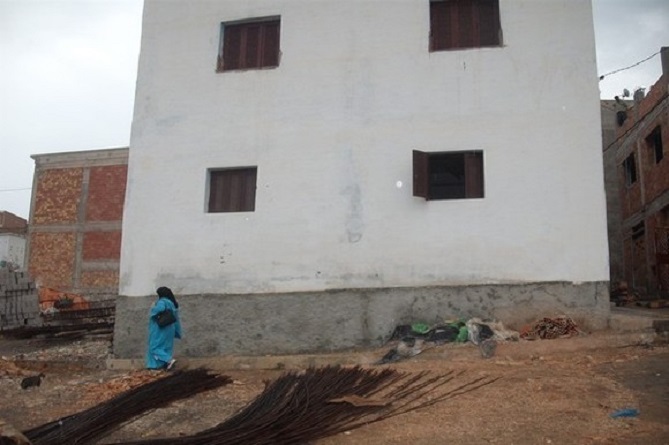  وكالة الحسيمة تنجز 32 وثيقة تعمير خلال الصيف 