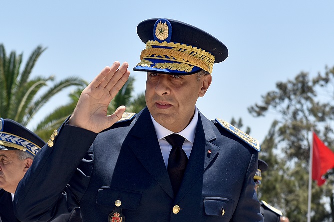 إسبانيا توشح الحموشي بوسام الصليب الأكبر