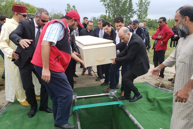  تشييع جثمان الربانة المغربية الشابة هند بمونتريال 