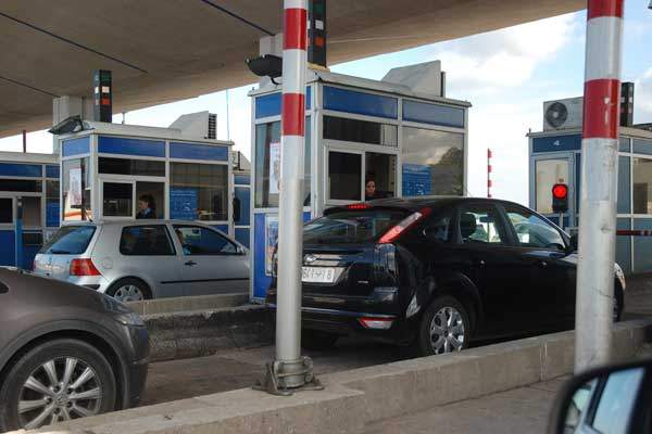  "الطرق السيارة بالمغرب" تسجل 5400 حالة فرار من محطات الأداء يوميا 