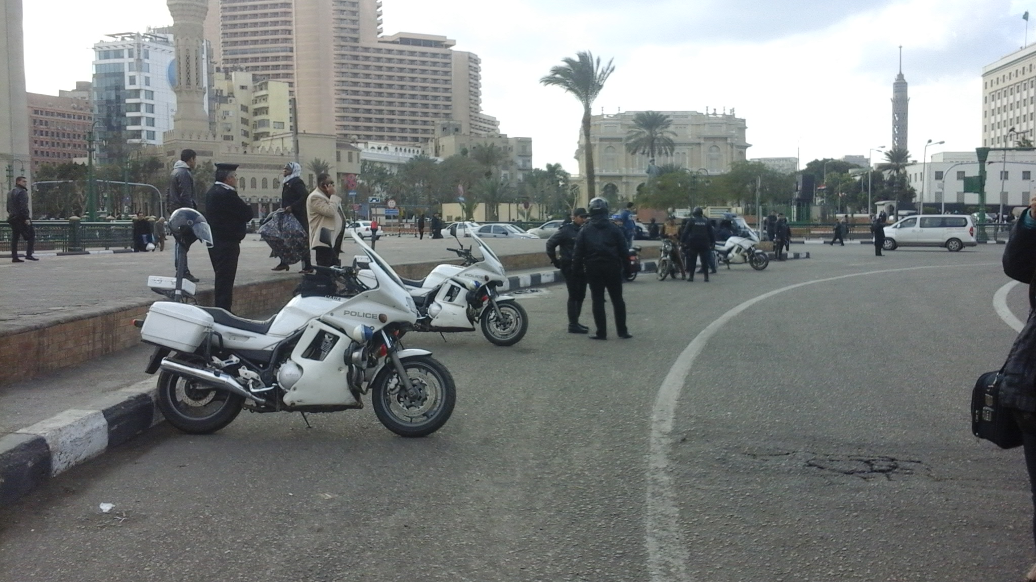 هدوء حذر وتعزيزات أمنية بشوارع القاهرة بَعد رفع شعارات "إرحل يا سيسي"