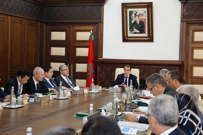 الحكومة تصادق على مقترح تعيينات في مناصب عليا