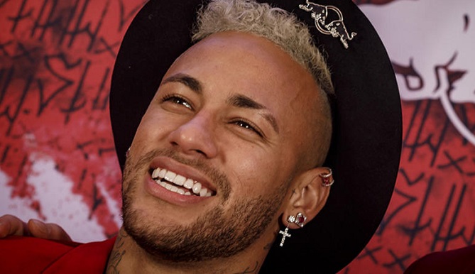  صحيفة: نيمار يتخلى عن فكرة الانتقال إلى  برشلونة 