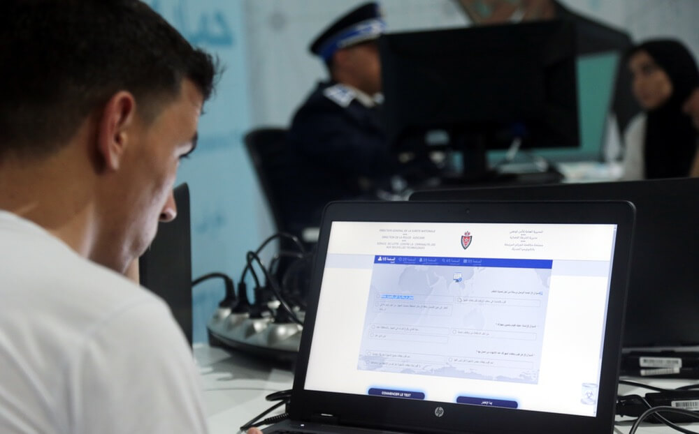 فرق مكافحة الجرائم الالكترونية.. محققون لتأمين الفضاء الافتراضي