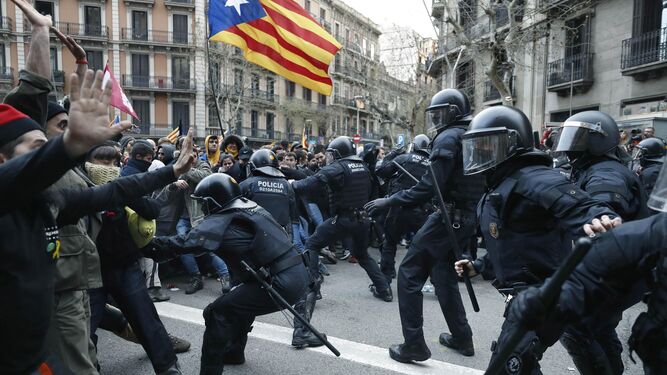 أحداث "كطالونيا" تفرض تحدّيا أمنيا جديدا على المغرب خلال الأيام المقبلة