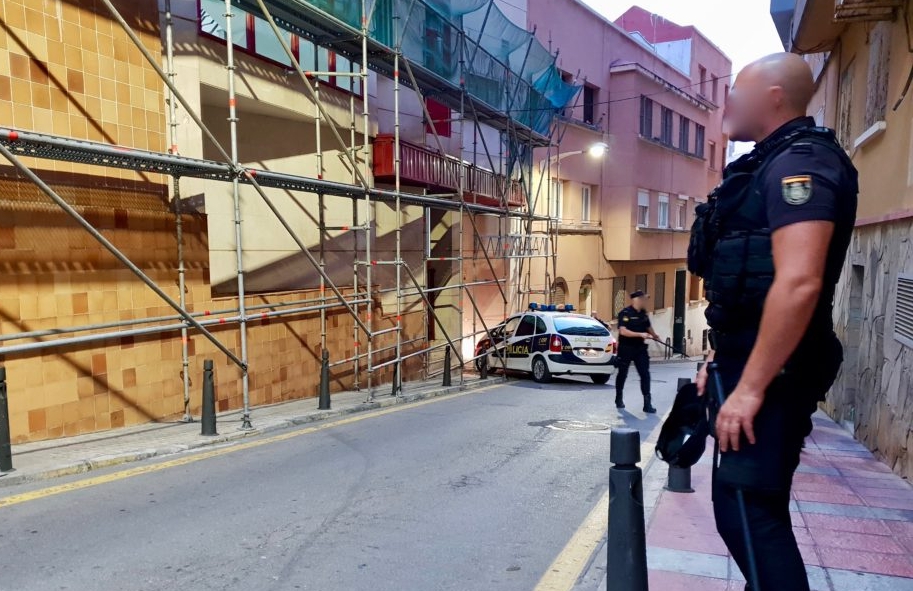 قضاء سبتة يسجن أفراد شبكة خططت لـ"إغراق" إسبانيا بالحشيش المغربي