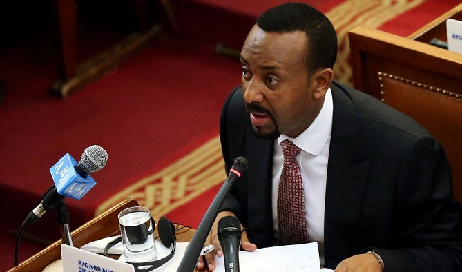  رئيس وزراء إثيوبيا يهدد مصر بـ"الحرب" 