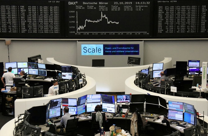  ارتفاع طفيف للأسهم الأوروبية وسط نتائج متباينة 