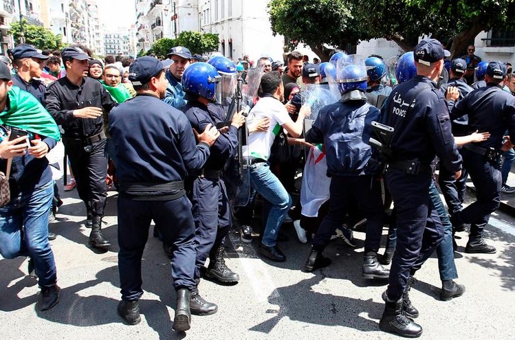 منظمة العفو الدولية تندد بـ"مناخ القمع" في الجزائر