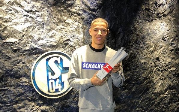  حارث يفوز بجائزة لاعب الشهر في البطولة الألمانية 