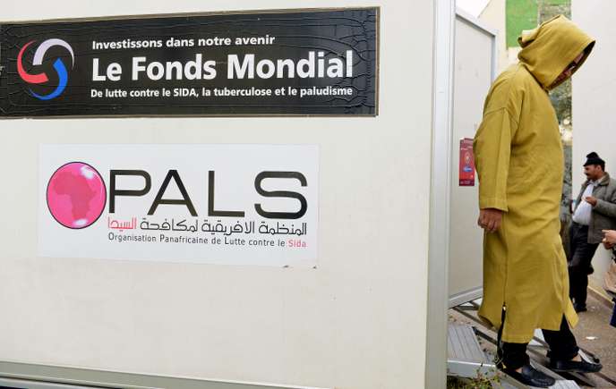  الآلاف من مرضى الإيدز في المغرب ينتظرون نتائج مؤتمر ليون 