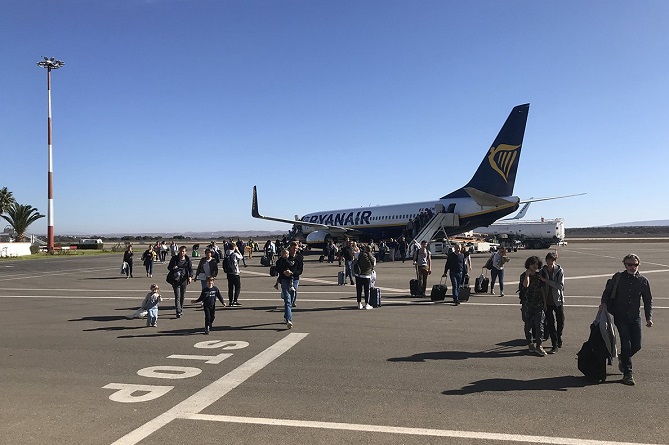 شركة "ريان إير" تطلق ثلاث رحلات جديدة بين المغرب وإسبانيا