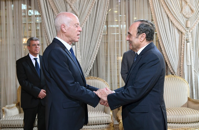 رئيسا البرلمان ينقلان رسالة ملكية للرئيس قيس