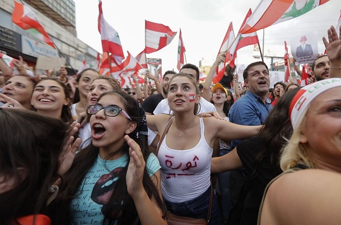 واشنطن: ندعم حق اللبنانيين في التظاهر السلمي