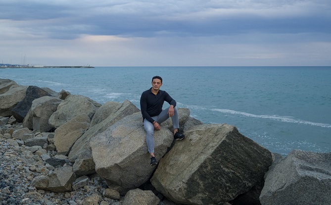  المقاول المصري محمد علي يواجه خطر الترحيل والقضاء الإسباني يمهله 45 يوما 