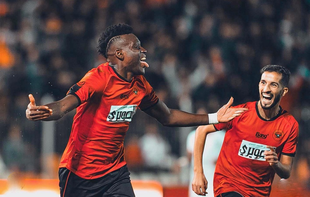 نهضة بركان بخماسية وحسنية أكادير بثنائية يتأهلان لدور مَجموعات الـCAF