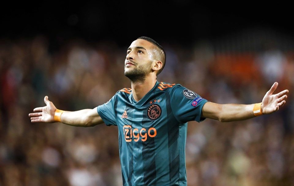  "كَرم" حكيم زياش يُهدي "أجاكس" الفوز وتصدر مجموعته في دوري الأبطال 