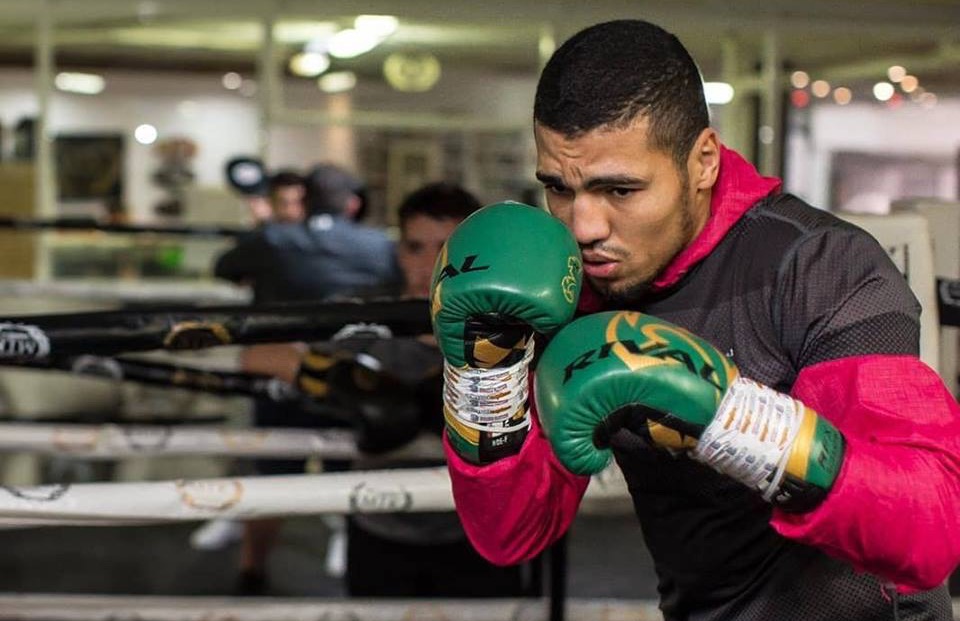  ربيعي يَعود إلى حلبات الملاكمة عبر نزال 16 نونبر بـ "هال" الألمانية 