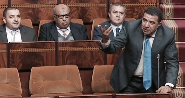 بَرلماني يطرح سؤاله بالأمازيغية في البرلمان.. ومُبدع يُطالب بـ"الترجمة" !