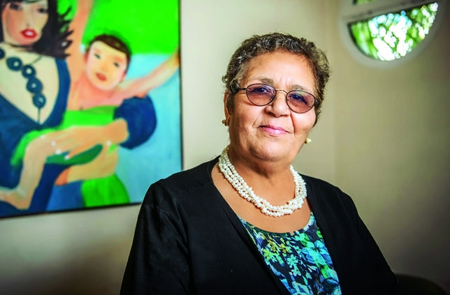 عائشة الشنا تصدم المغاربة.. 24 رضيعا يُلقى بهم في القمامة يوميا !