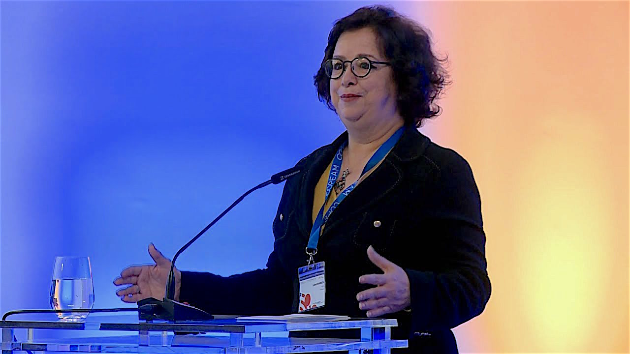 أخرباش: توظيف العاطفة في المحتوى الإعلامي يَفقد الصحافة مصداقيتها