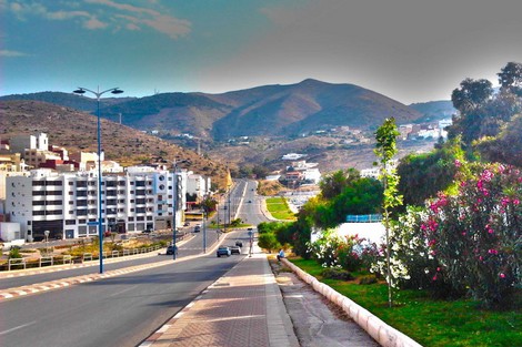 إقليم الحسيمة: 565 شخصا يستفيدون من قافلة طبية