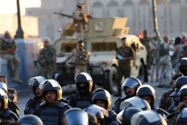 قوات الأمن تطلق النار لتفريق محتجين في بغداد