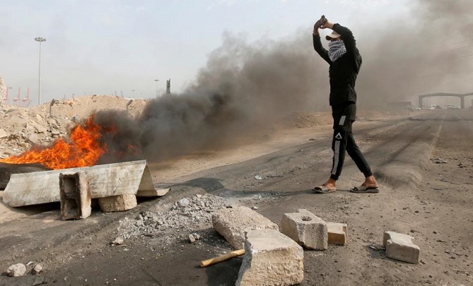 مقتل 4 متظاهرين برصاص قوات الأمن في بغداد